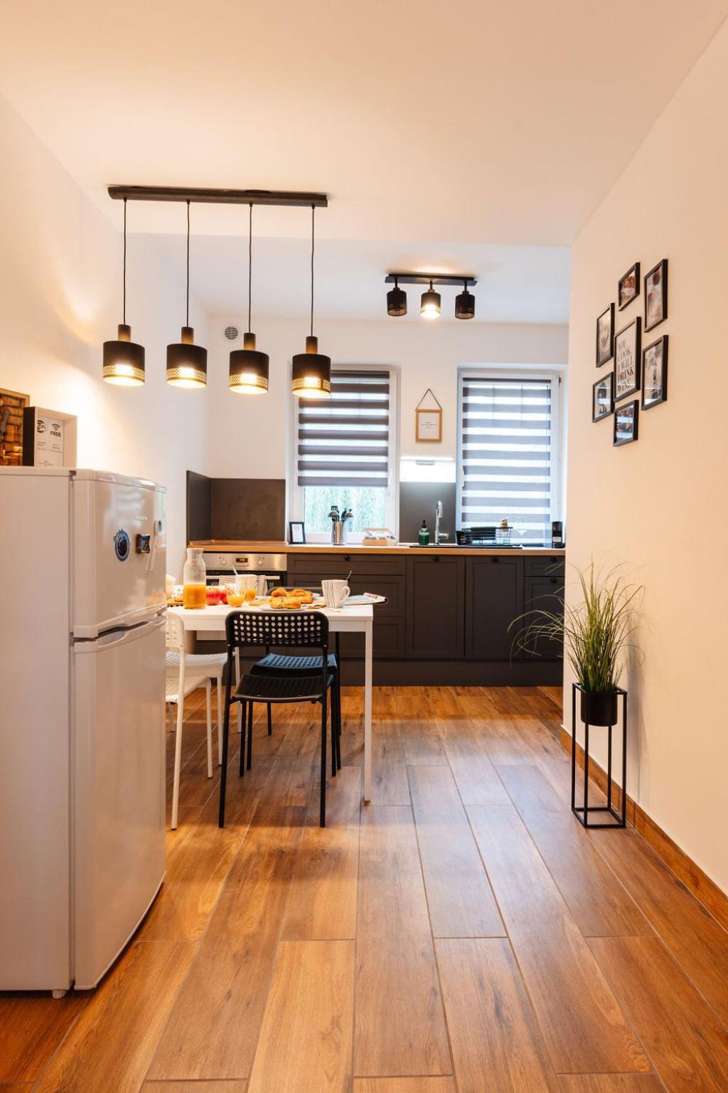Bb21 Apartman Eger - City Centre Eksteriør billede