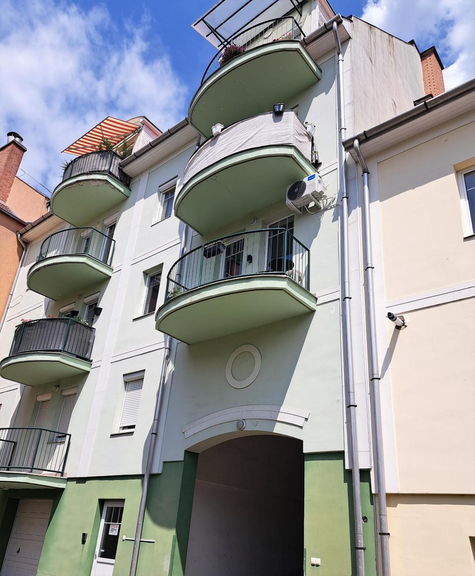 Bb21 Apartman Eger - City Centre Eksteriør billede